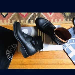 Fiorentini + Baker Women’s Elina Boots. Size 36 1/2. Runs large, fits a size 7.